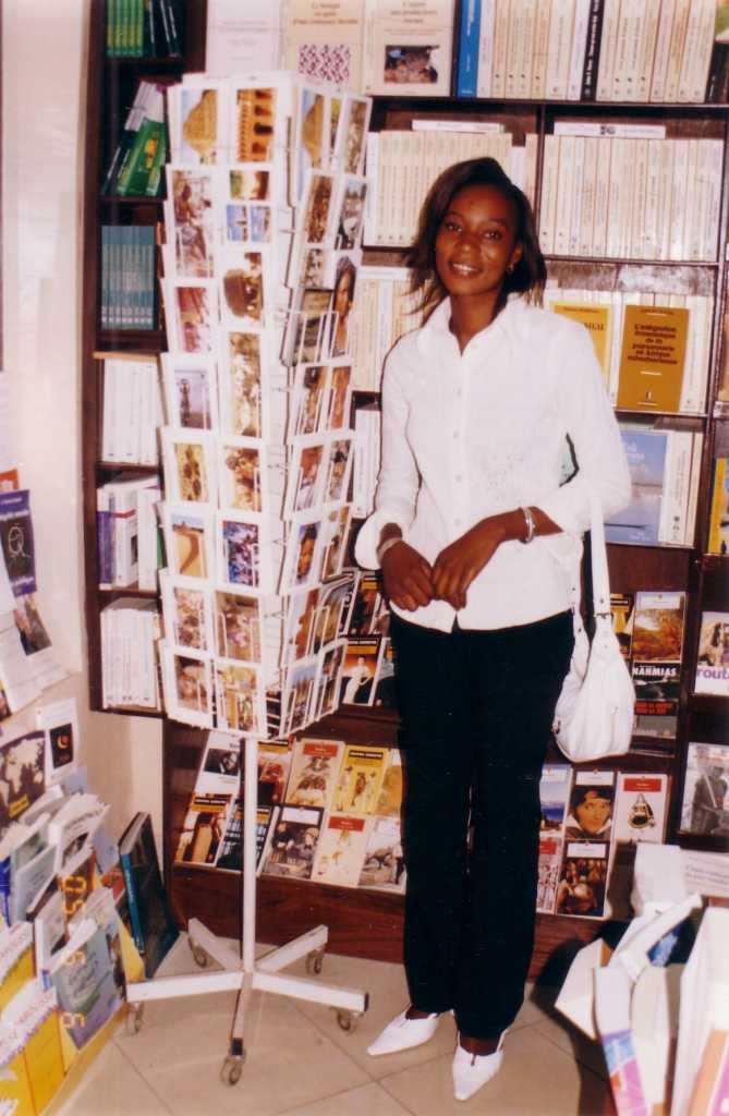 37 - A la librairie.jpg